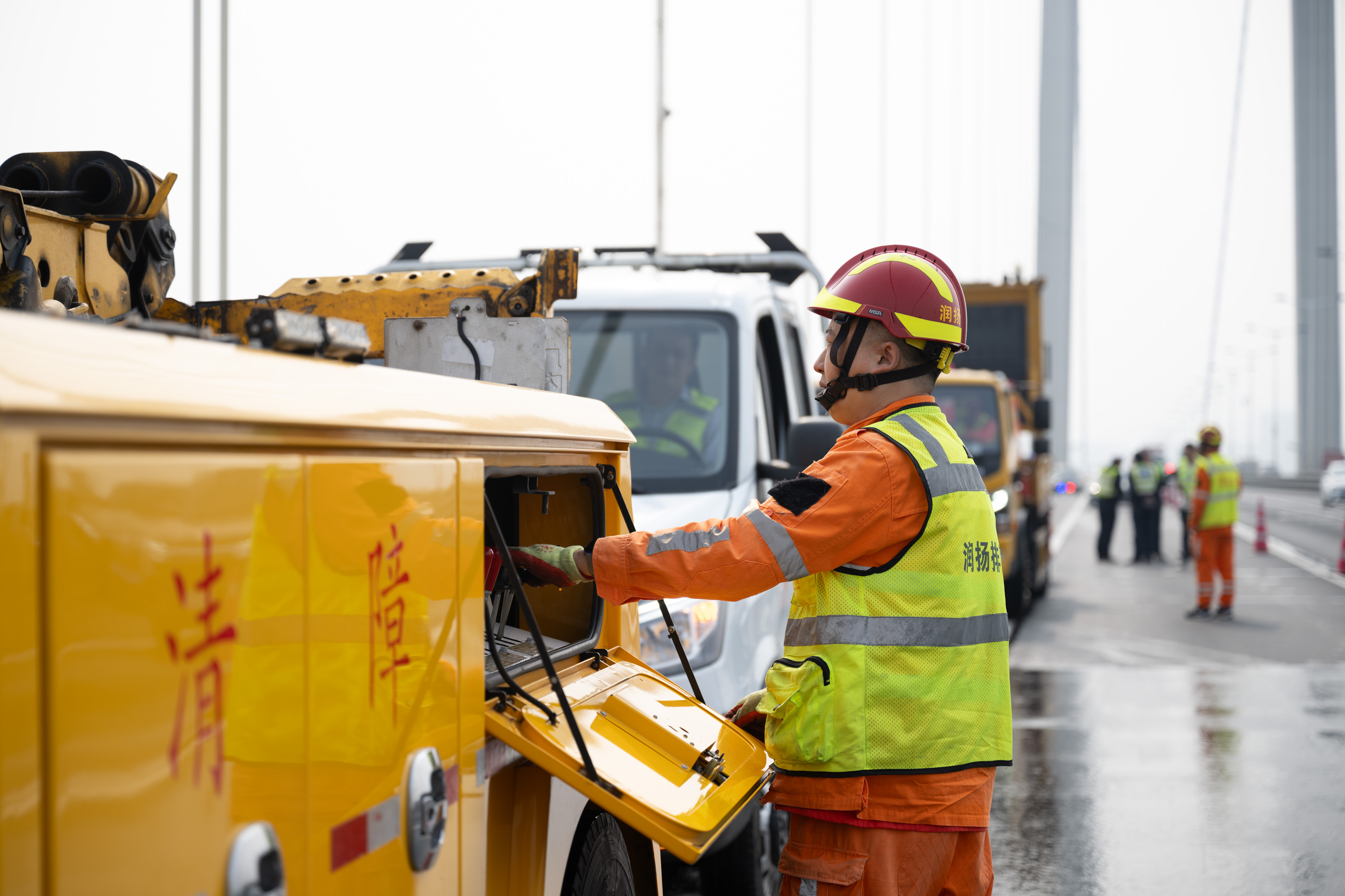 应急救援现场排障。.jpg